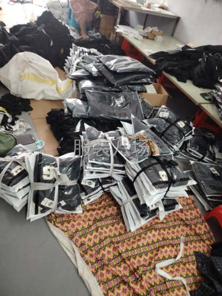 承接服装后道查货烫熨包装加工，退件处理-第2张图片