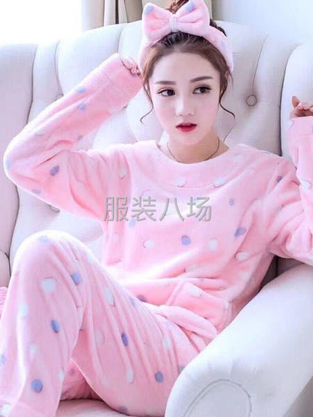 睡衣家居服，法兰绒睡衣，舒棉绒睡衣，裁剪外发-第2张图片
