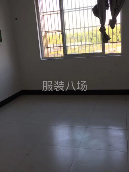 房间宽敞舒适卫生-第4张图片
