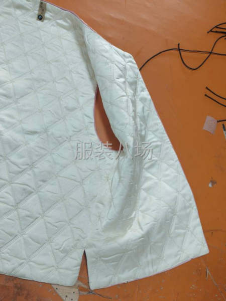 6000件国风马甲外发，半精品。做过的联系！结账方便！-第2张图片