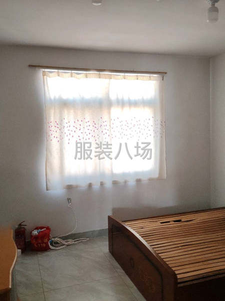 本廠生產女裝類服裝，款式簡單好上手工價合理，每款衣服先出工價-第2張圖片