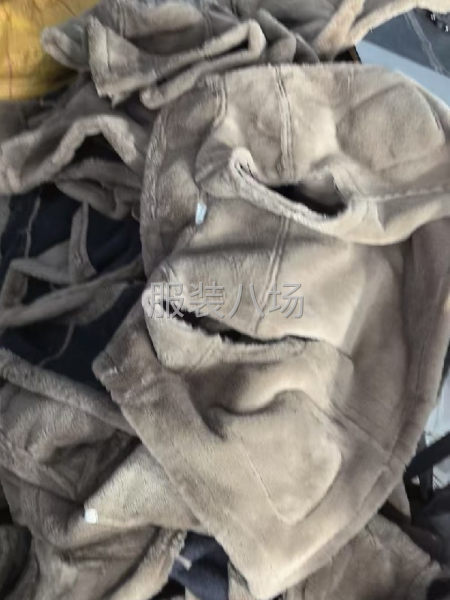 专业女装25年工厂诚寻客户-第2张图片