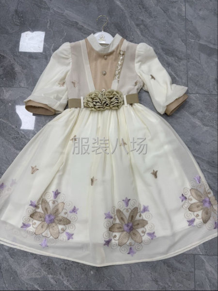 專業(yè)經營中東女童連衣裙的設計與生產，大量裁片外發(fā)，付款有保障-第3張圖片