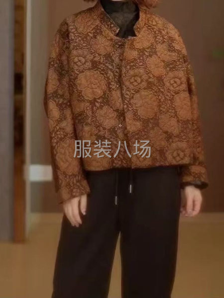 短款夹棉外套外发，要求做工好一点，要开两个口袋，-第1张图片