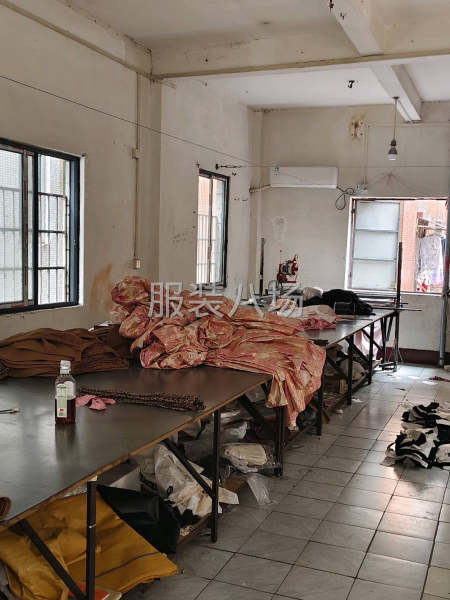 服裝廠轉讓三樓四樓，共140平，三樓裁床四樓平車-第1張圖片