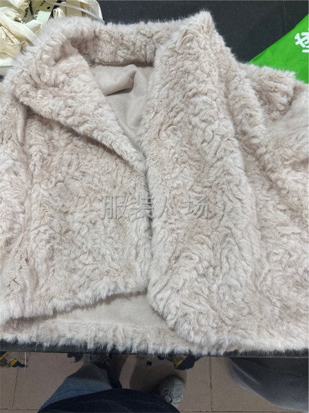 裘皮皮毛一體，大量-第1張圖片