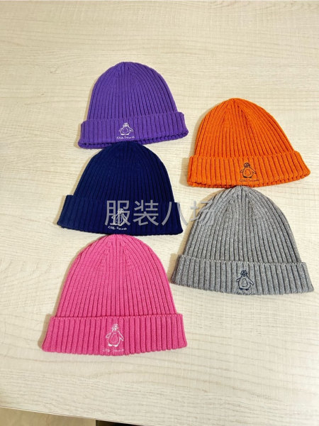 格律詩毛衣定制加工廠-第1張圖片