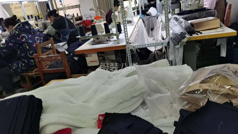 服裝廠  加工定制各種精品 半精品服裝服飾-第2張圖片