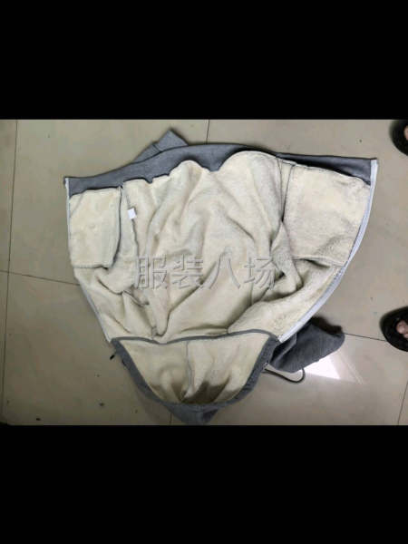 外套外发长年有货-第4张图片