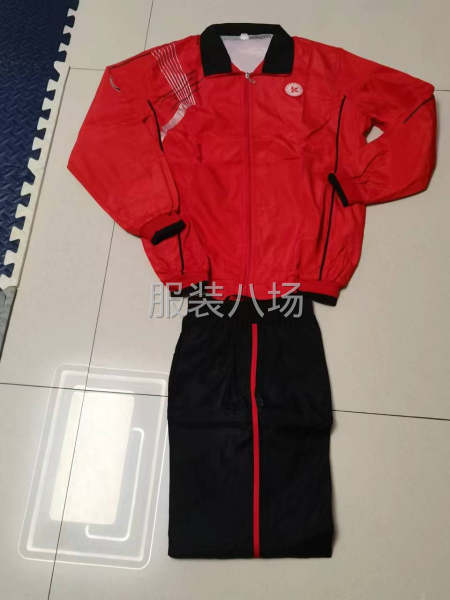 简单款式校服外发-第1张图片