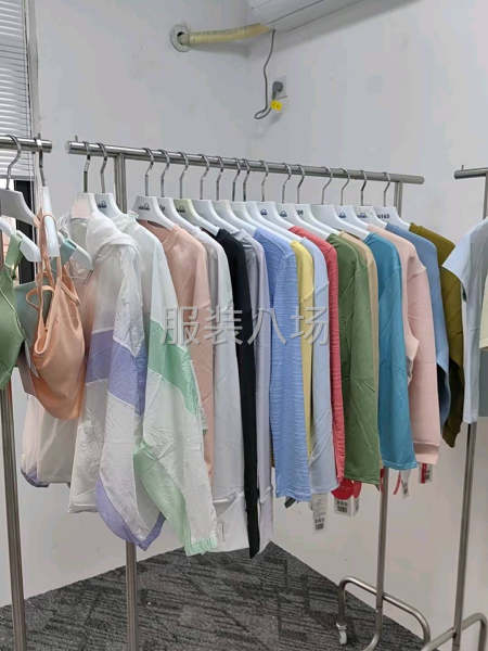 專業做瑜伽服，無縫壓膠polo工廠聯系-第2張圖片