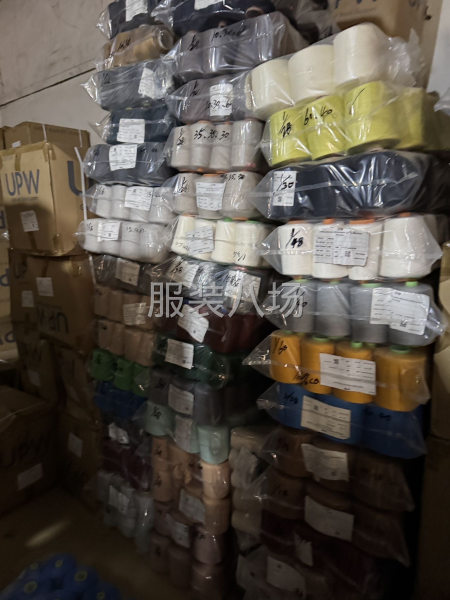 大量尾單紗線供應 各種花式紗線 意大利品牌毛線 羊毛 羊絨等-第8張圖片