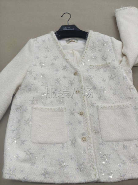 专业服装修色-第1张图片