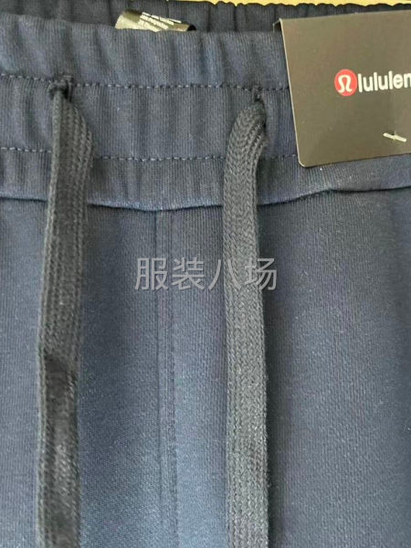 露露 復(fù)合搖粒絨600克 平腳直筒褲-第4張圖片