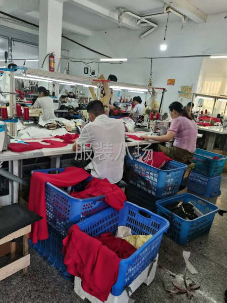 生產(chǎn)中服裝廠轉(zhuǎn)讓-第1張圖片