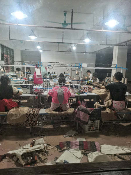 夫妻優(yōu)先-整件車位-第1張圖片