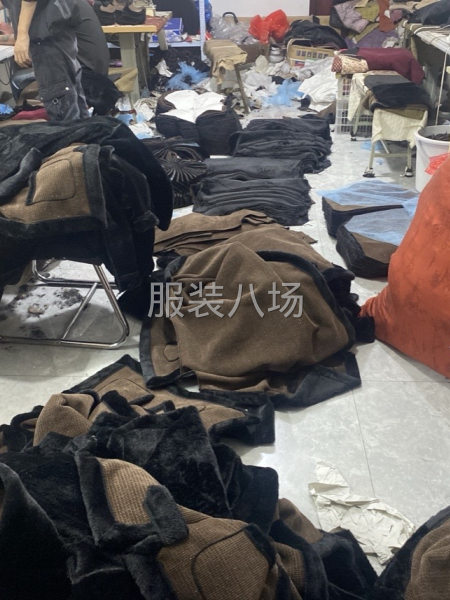 3-4人接裁片，質量保證，結賬爽快的，有合適的老板可以聯系-第1張圖片