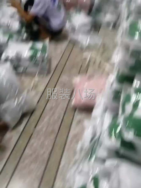 圓領(lǐng)家居服招熟練臨時縫車1名-第1張圖片