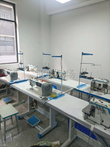 工廠業(yè)務(wù)穩(wěn)定，工價合理，工資準(zhǔn)時發(fā)，工資每月最低10000-第3張圖片
