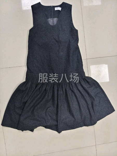 簡單款連衣裙-第3張圖片