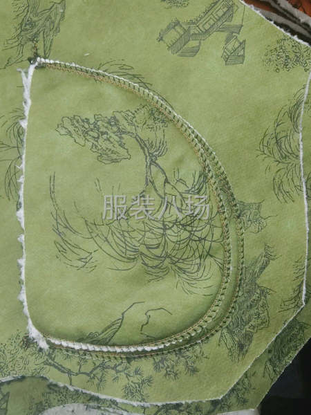 3個人在莫城接外發(fā)  有的聯(lián)系-第1張圖片