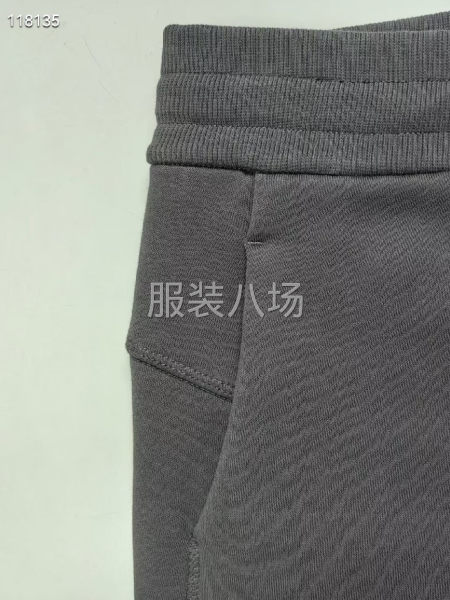 露露女士加绒直筒长裤 380克卫衣拉-第3张图片