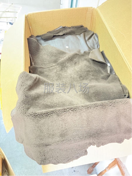 皮草原生態(tài)皮毛一體可做毛領(lǐng)可做衣服-第1張圖片