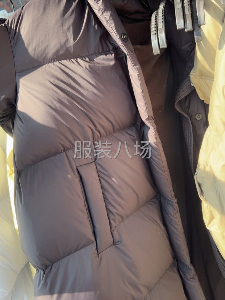 羽絨服，褲子，棉衣 大量返單，貨源充足-第1張圖片