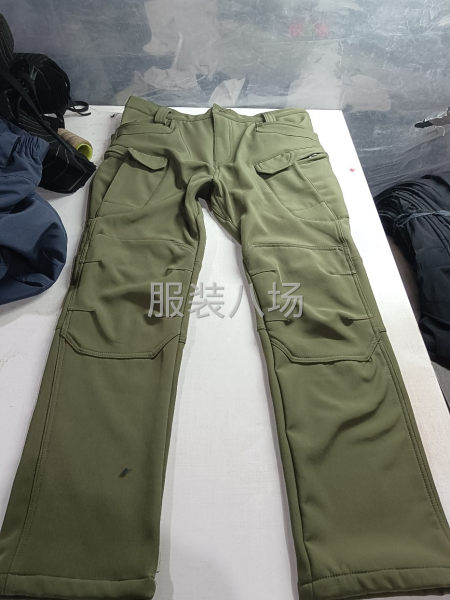 本廠主要加工沖鋒衣   校服   工裝褲  褲子   童裝-第4張圖片