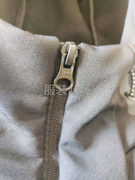 高品質(zhì)加絨軟殼清倉處理-第4張圖片