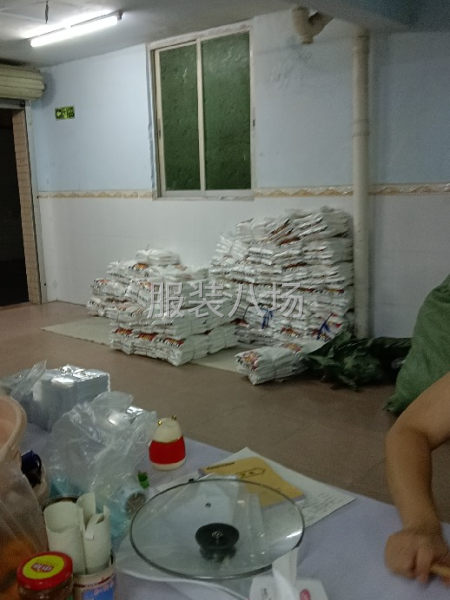 千影服裝番禺專業尾部-第4張圖片