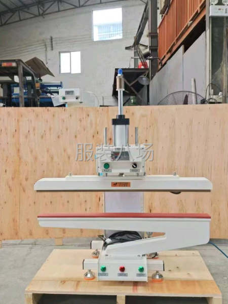 無(wú)縫熱壓，沖鋒衣-第4張圖片