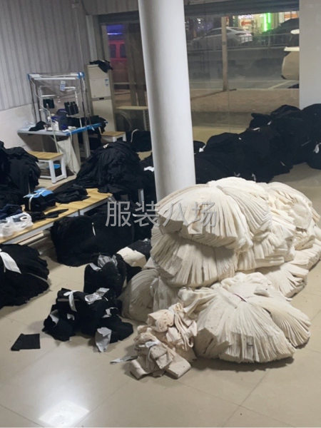 剛起步，輕半重褲子。-第1張圖片