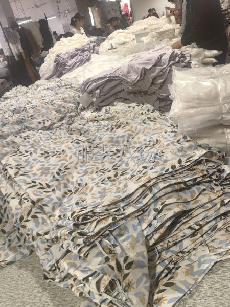 杭州蕭山五百平服裝工廠，打板打樣、包工包料、來料加工、高端定-第4張圖片