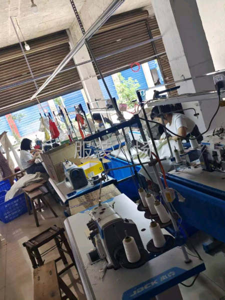 生產中的服裝廠轉讓-第1張圖片