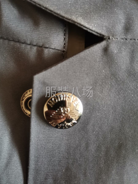 現(xiàn)貨批發(fā)阿瑪尼男女同款羽絨服外套-第8張圖片