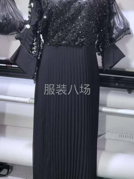 珠片連衣裙-第1張圖片