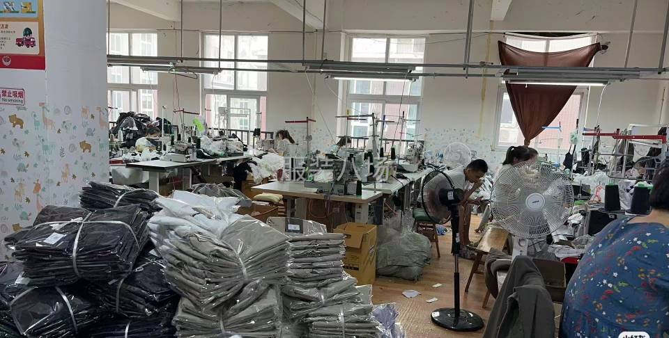承接男女時裝，童裝，工裝，校服，包工包料，來料加工-第1張圖片