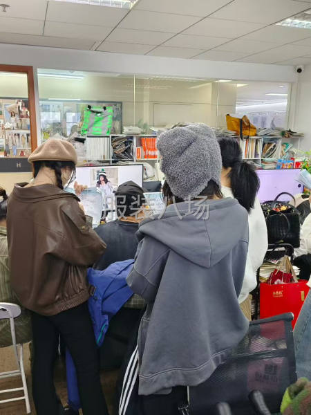 服装老板都在找的设计团队-第3张图片