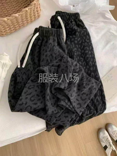 爆款女裤面料供应商（腾兴布业）-第7张图片