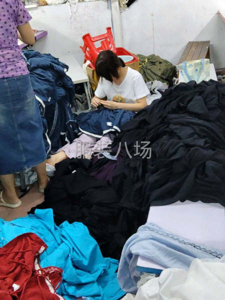 專業(yè)棉衣外套羽絨服加工廠-第1張圖片