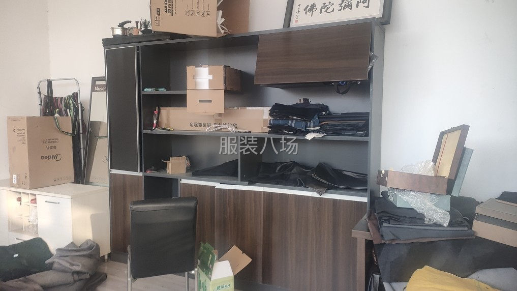 辦公設備，老板桌，背景柜。前臺柜子。裁剪臺-第2張圖片