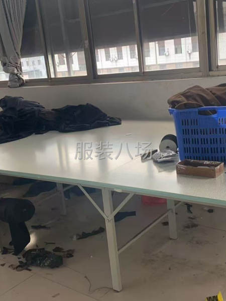 辦公設備，老板桌，背景柜。前臺柜子。裁剪臺-第4張圖片