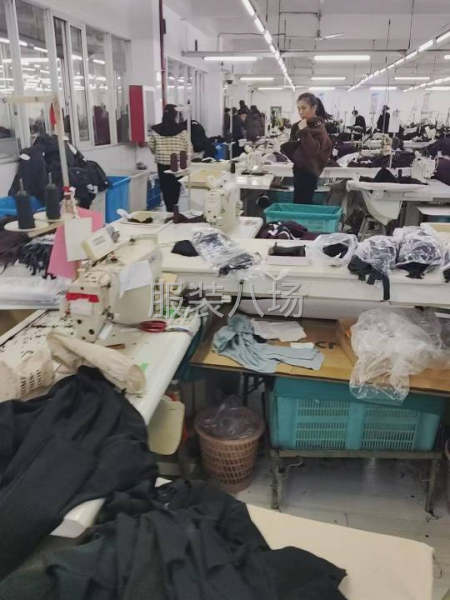 服装团队小张-第2张图片