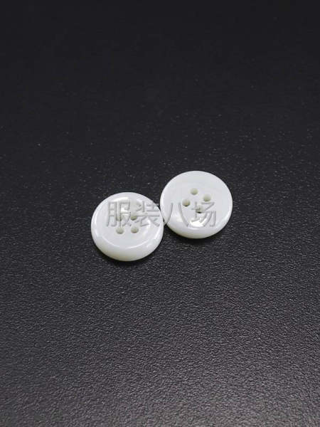 衬衫衬衣扣子圆形加厚陶瓷纽扣-第1张图片