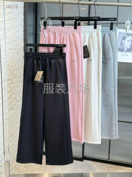 工厂直销冬季女款长裤 爆款 宽松版-第3张图片