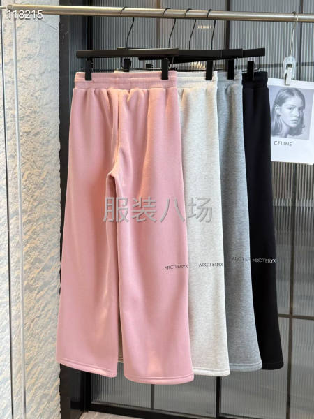 工厂直销冬季女款长裤 爆款 宽松版-第5张图片