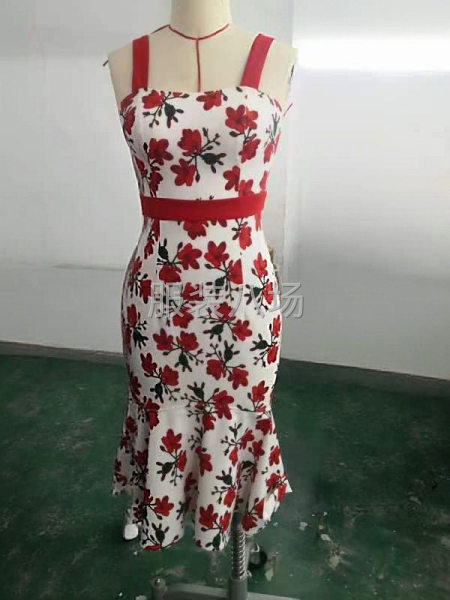 高档时装工厂来料加工包工包料均可-第2张图片