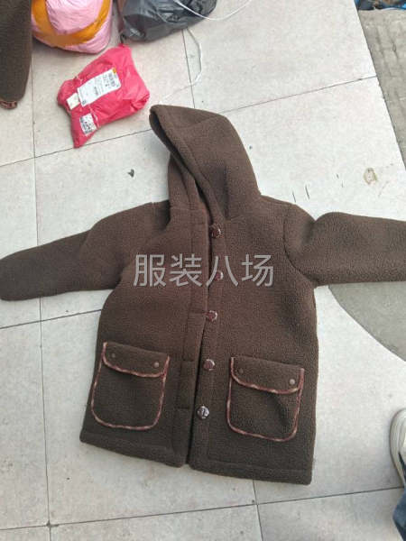 房租分租适合夫妻对三到五人做服装加工，-第1张图片