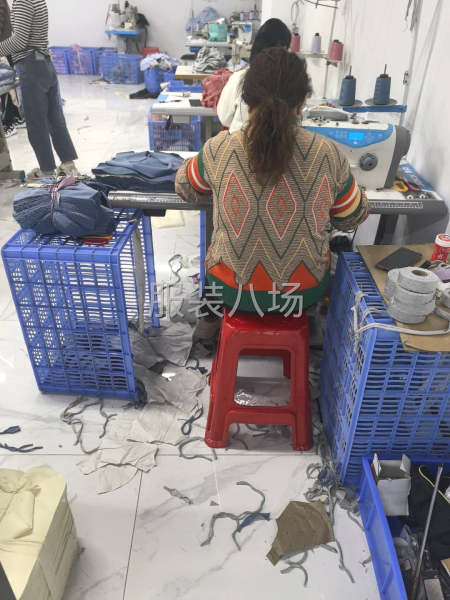 童装，衬衫-第1张图片